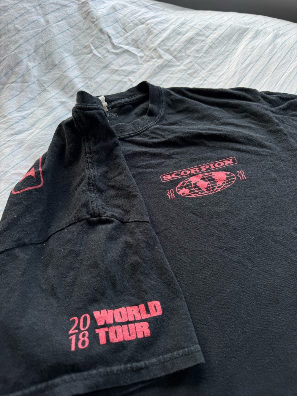 Drake Scorpion World Tour 2018 Graphic/Concert Tee - Black & Pink